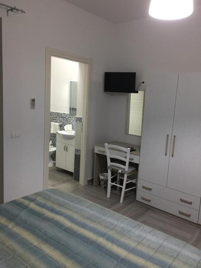 B&B Villa Arena Zingarello Bagian luar foto