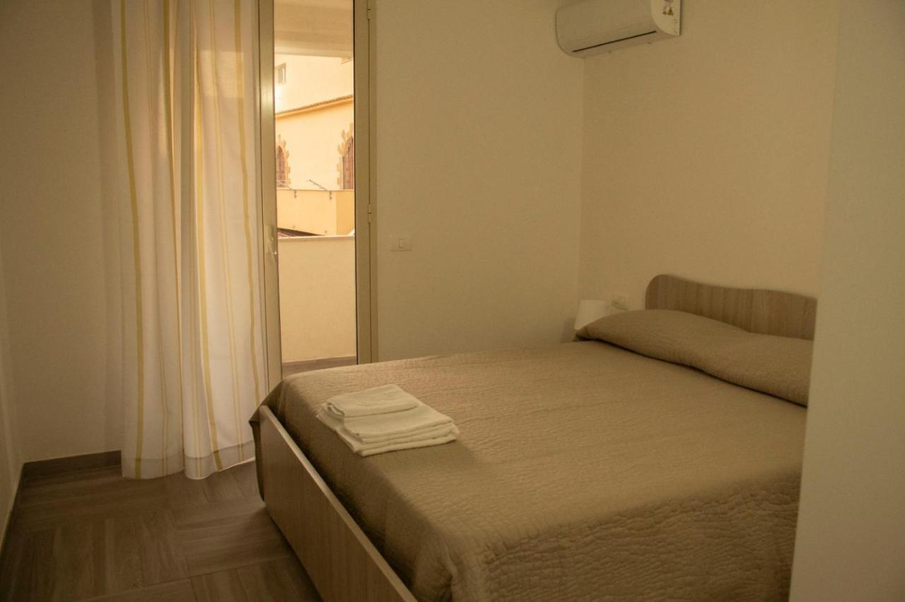 B&B Villa Arena Zingarello Bagian luar foto