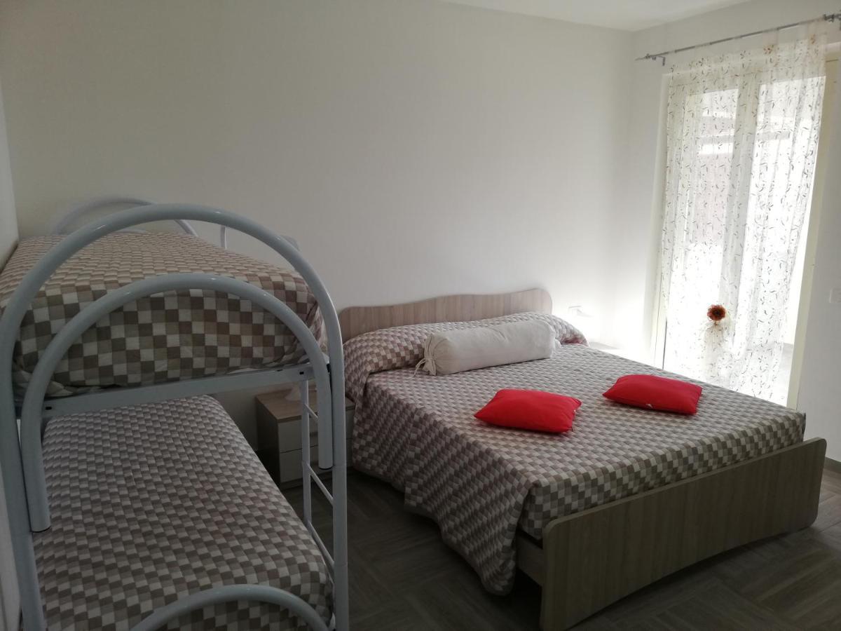 B&B Villa Arena Zingarello Bagian luar foto