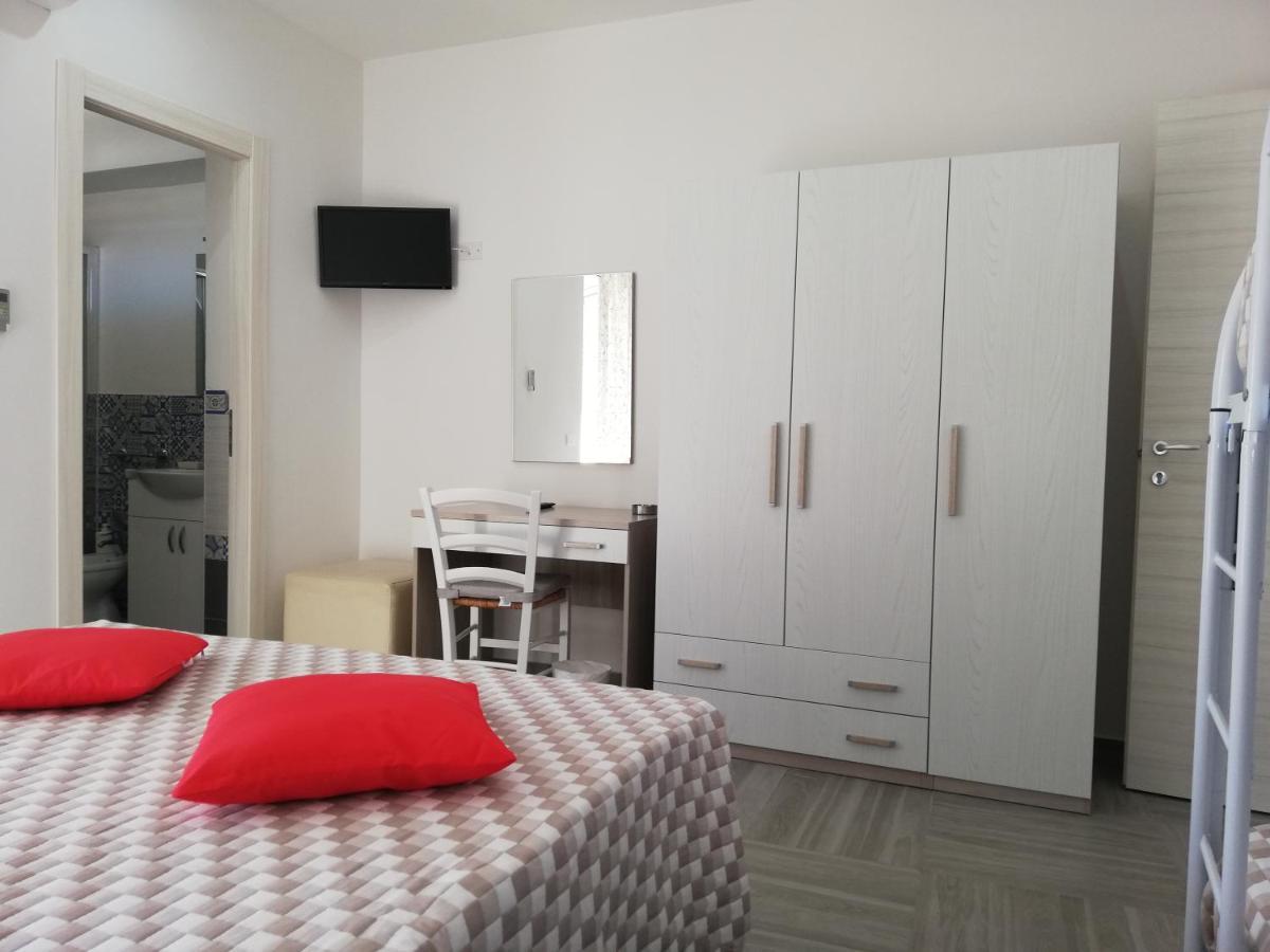 B&B Villa Arena Zingarello Bagian luar foto