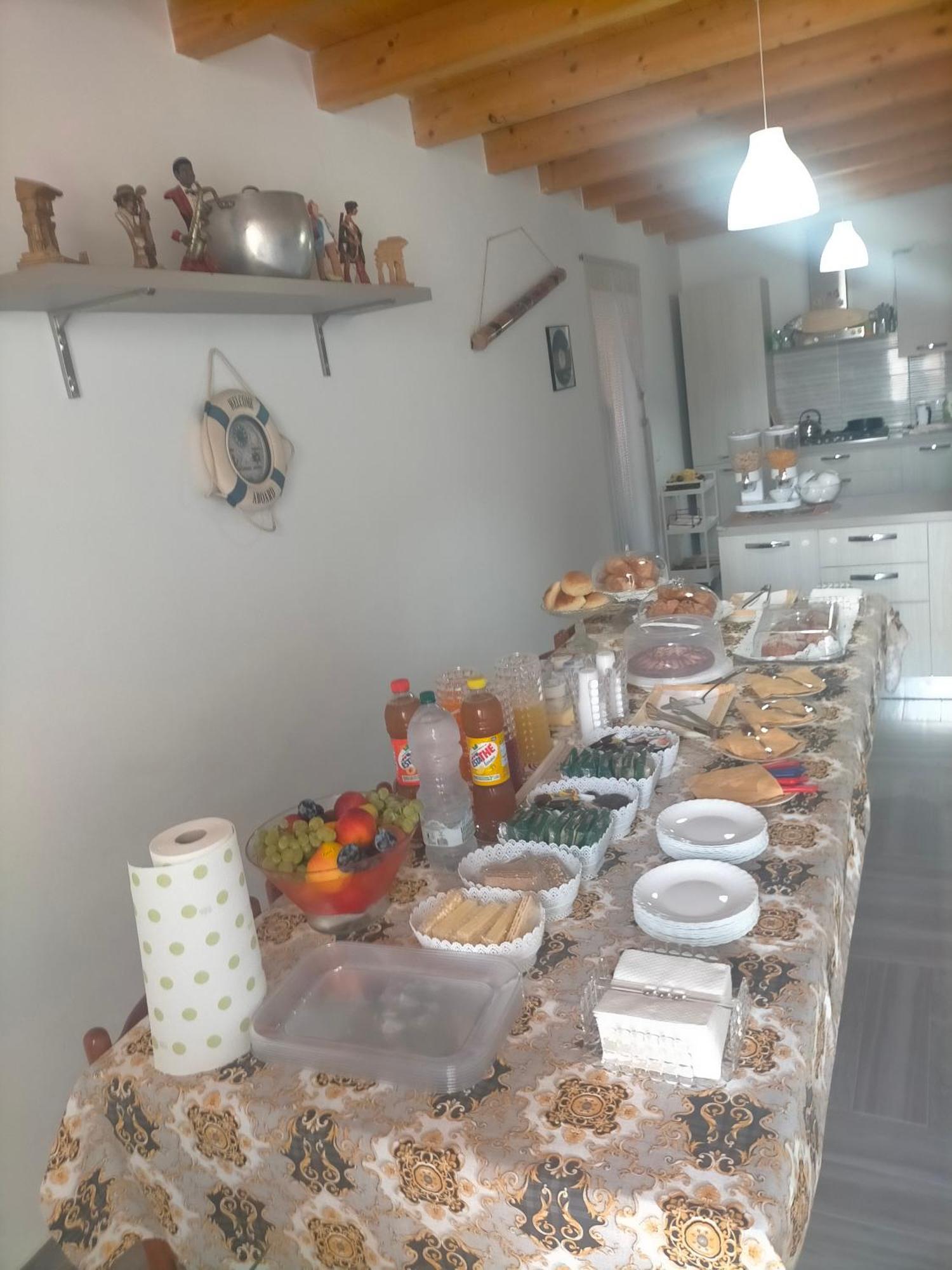 B&B Villa Arena Zingarello Bagian luar foto